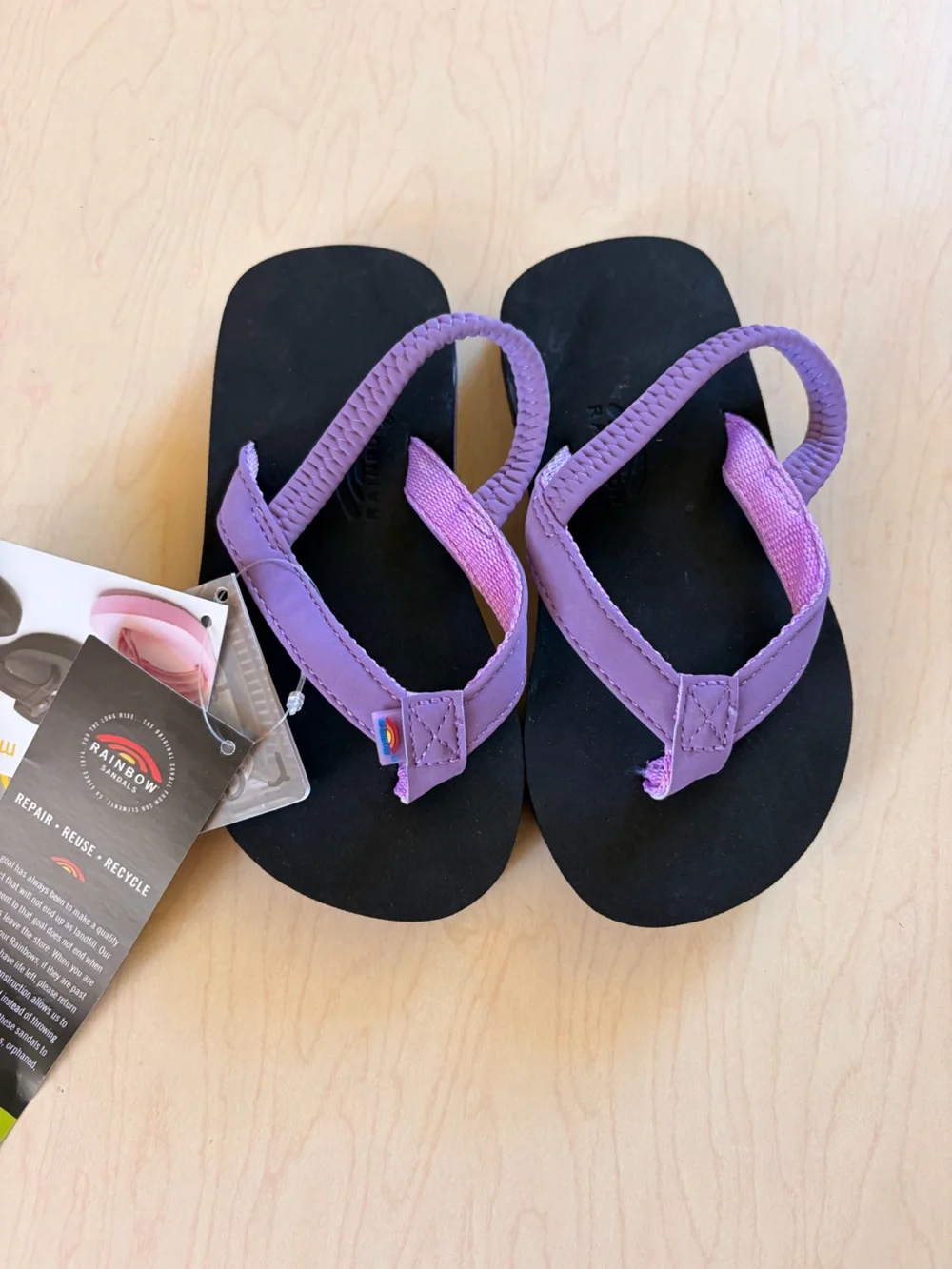 NEW Toddler 9/10 Rainbow Purple Flip Flop Sandals - Stylish Beach Shoes